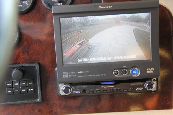 2004 Country Coach Intrigue Suite Escape - Image 7