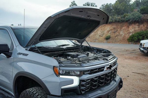 2024 Chevrolet Silverado 1500 ZR2 - Image 2