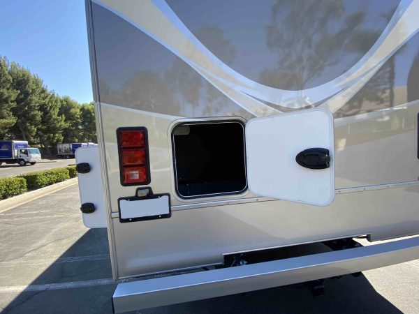 2014 Fleetwood Storm 28MS - Image 12