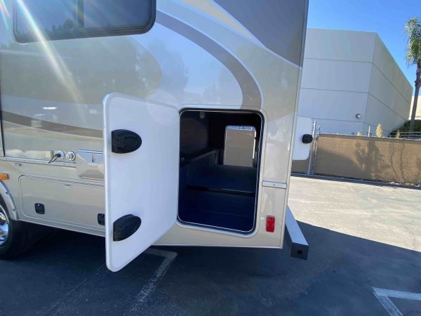 2014 Fleetwood Storm 28MS - Image 13