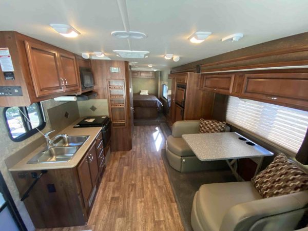2014 Fleetwood Storm 28MS - Image 22
