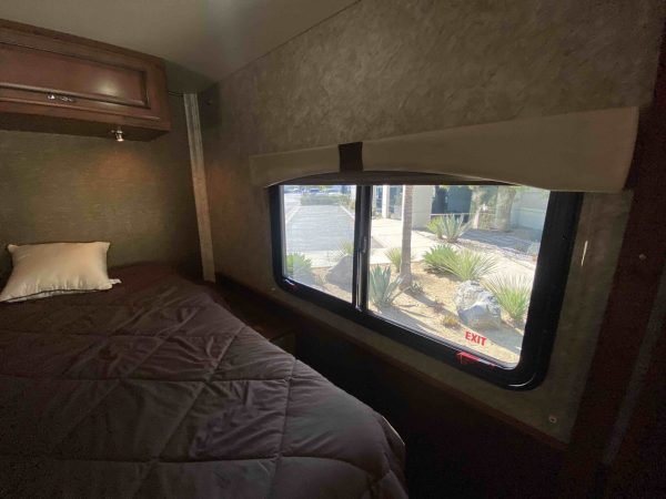 2014 Fleetwood Storm 28MS - Image 33
