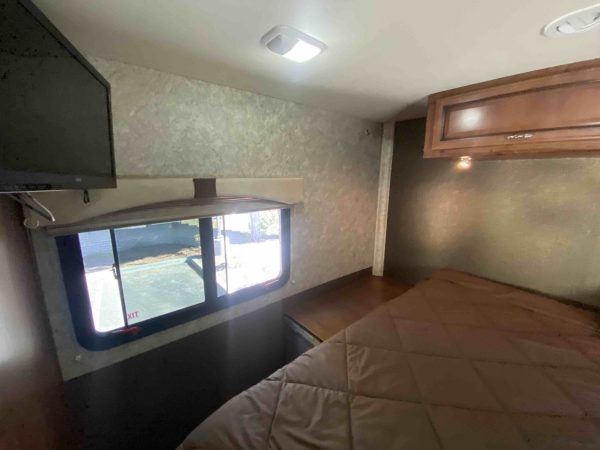 2014 Fleetwood Storm 28MS - Image 34