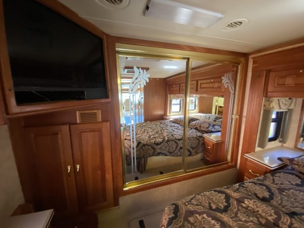 2004 Holiday Rambler Imperial 40PST - Image 42