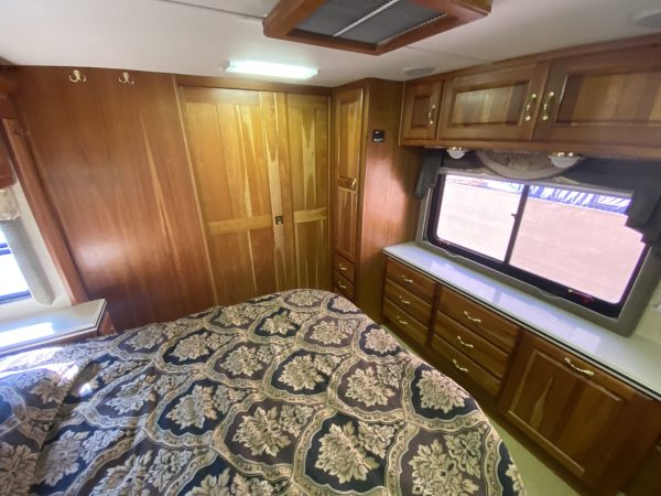 2004 Holiday Rambler Imperial 40PST - Image 43